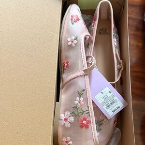 Wild Fable Pink Embroidered Flats